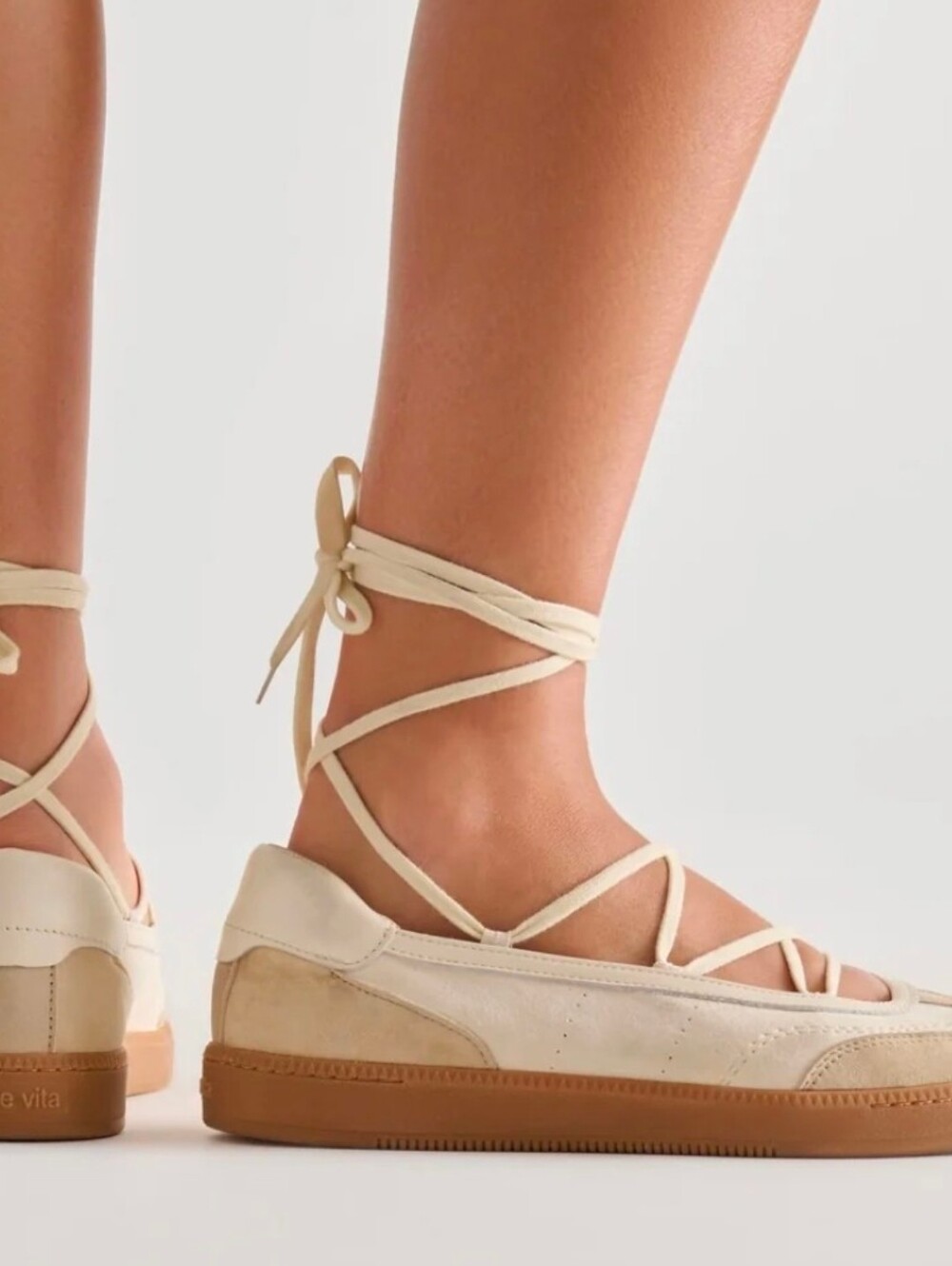 🤍▪️Dolce Vita ▪️Nyomie  Ivory Leather Sneakers